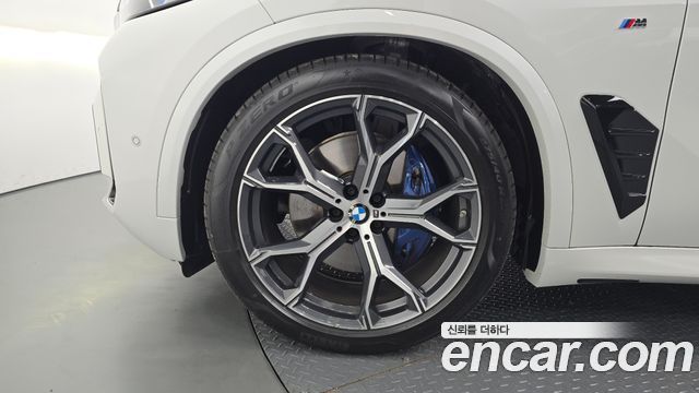 BMW X5 G05 xDrive 40i M Sport - фото 4
