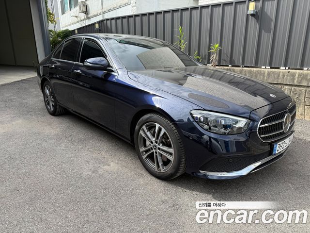 Mercedes-Benz E-Class W213 E350 4MATIC Avantgarde - фото 0