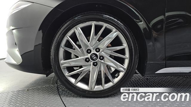 Hyundai Grandeur New IG 2.5 Calligraphy - фото 3