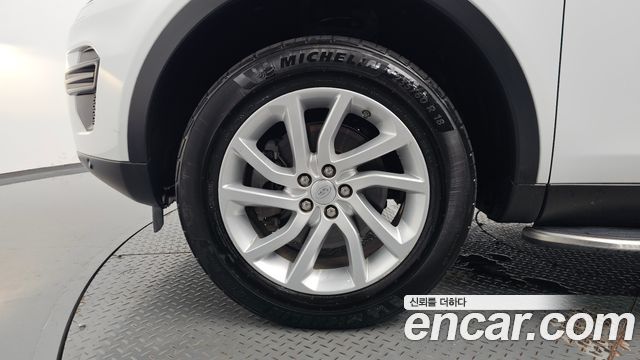 Land Rover Discovery Sport 2.0 TD4 SE (150PS) - фото 4