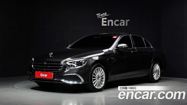 Mercedes-Benz E-Class W213 E250 Exclusive - фото 0