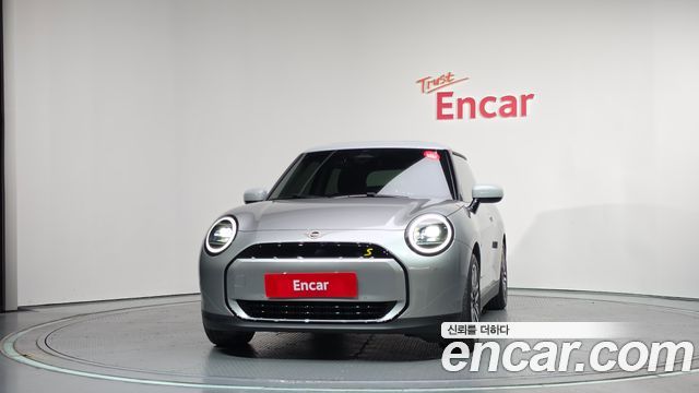 Mini Cooper Electric 4-го поколения SE Classic - фото 2