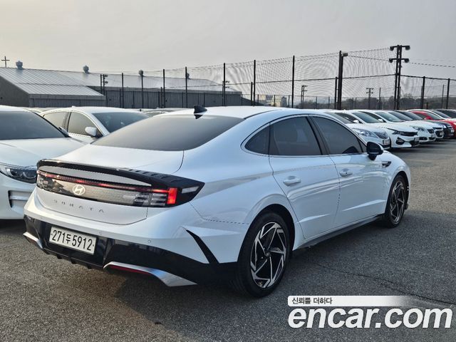 Hyundai Sonata The Edge DN8 1.6 Turbo Exclusive - фото 1