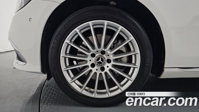 Mercedes-Benz E-Class W213 E220d 4MATIC Exclusive - фото 3