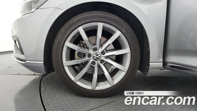 Volkswagen Passat B8 2.0 TDI Prestige - фото 4
