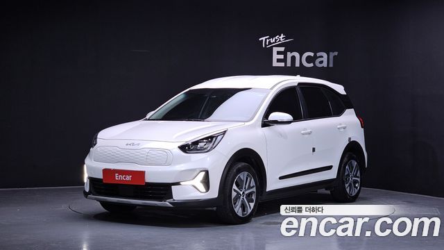 Kia Niro Plus Earth - фото 0
