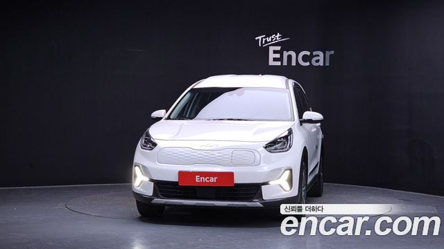 Kia Niro Plus Earth - фото 2