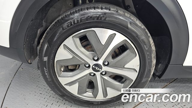 Kia Niro Plus Earth - фото 4