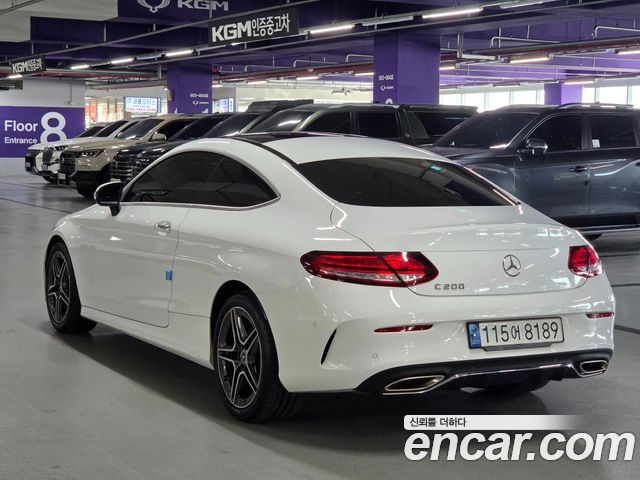 Mercedes-Benz C-Class W205 C200 Coupe - фото 4