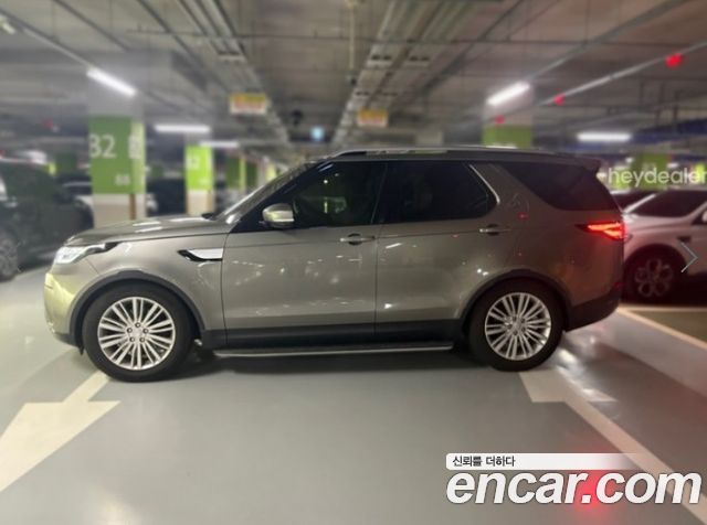 Land Rover Discovery 3.0 TD6 HSE Luxury - фото 3