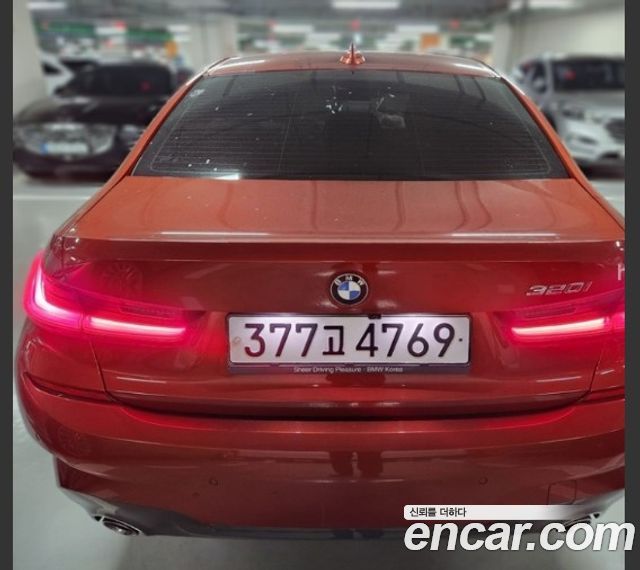 BMW 3 Series G20 320i M Sport - фото 1