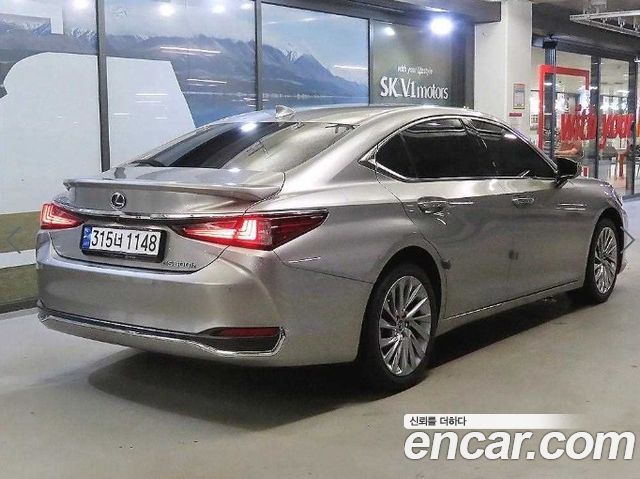 Lexus ES 300h 7-го поколения Luxury Plus - фото 3