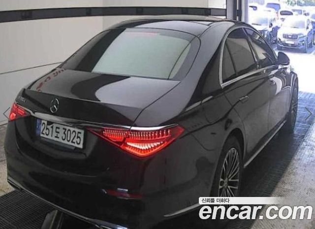 Mercedes-Benz S-Class W223 S350 d - фото 1