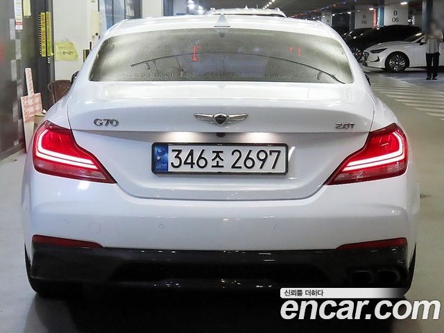 Genesis G70 2.0T Advanced - фото 3