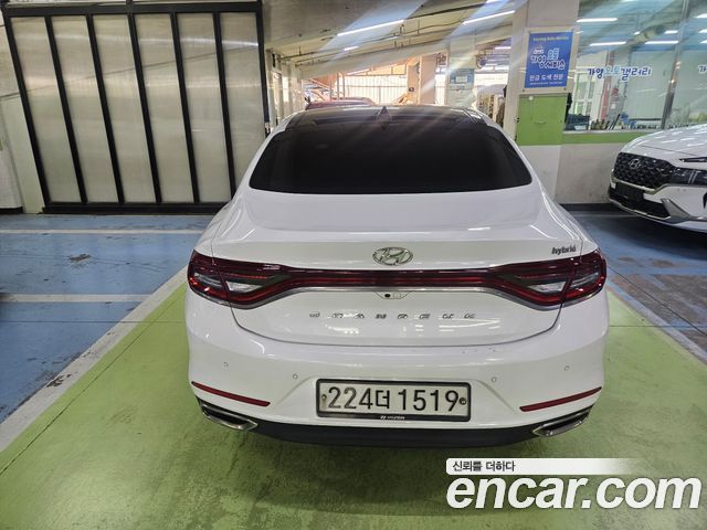 Hyundai Grandeur IG, гибрид Exclusive Special - фото 4