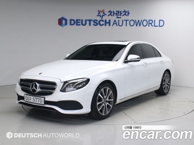 Mercedes-Benz E-Class W213 E300 4MATIC Avnatgarde - фото 0