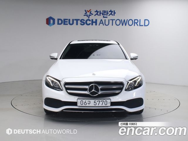Mercedes-Benz E-Class W213 E300 4MATIC Avnatgarde - фото 2