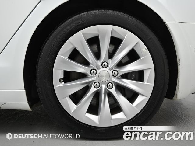 Tesla Model S Long Range - фото 4