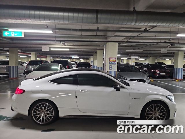 Mercedes-Benz C-Class W205 C63 AMG Coupe - фото 3