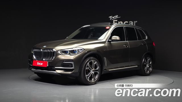 BMW X5 G05 xDrive 40i xLine - фото 0