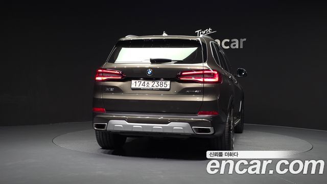 BMW X5 G05 xDrive 40i xLine - фото 3