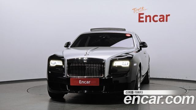 Rolls-Royce Ghost 6.6 EWB V12 - фото 2