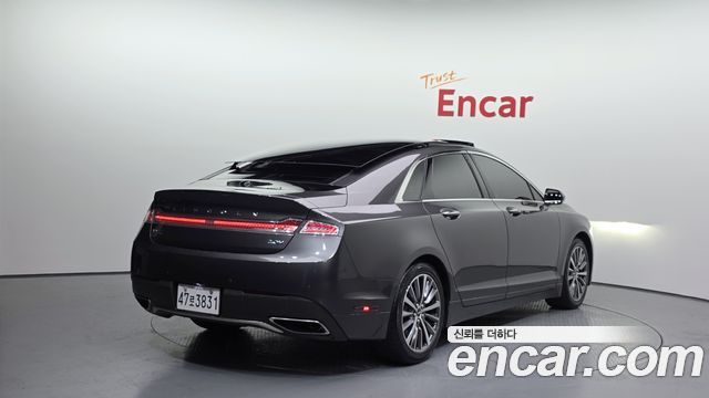 Lincoln MKZ Hybrid 2nd - фото 1