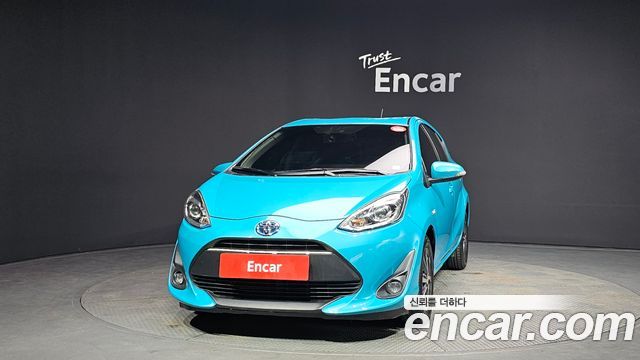 Toyota Prius 1.5 - фото 2