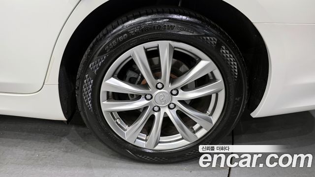 Infiniti Q70 3.7 AWD - фото 4