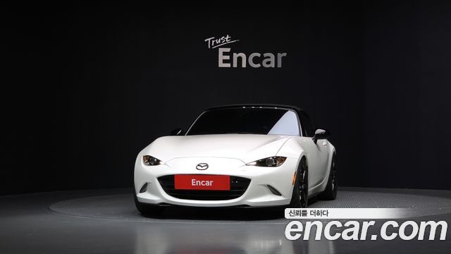 Mazda MX-5 MIATA Miata - фото 2