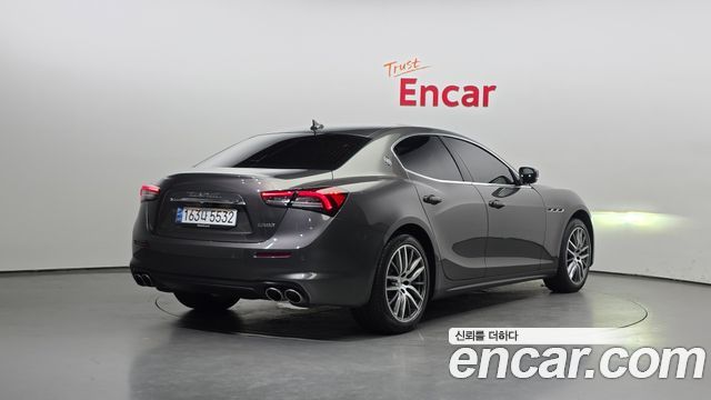 Maserati Ghibli 3.0 3rd - фото 1