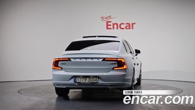 Volvo S90 B6 AWD Ultimate Bright - фото 3