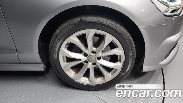 Audi A6 35 TDI Quattro C7 - фото 4