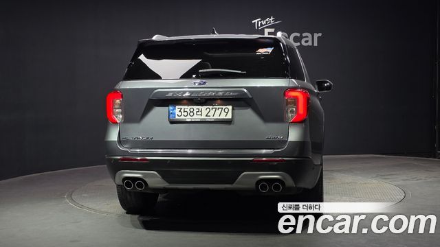Ford Explorer 6-го поколения 3.0 Platinum 4WD - фото 3