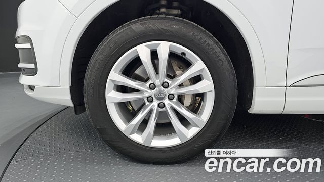 Audi Q7 45 TFSI Quattro - фото 4