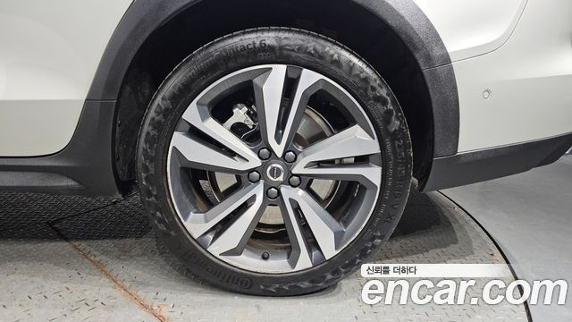 Volvo V60 Cross Country 2-го поколения B5 Pro AWD - фото 4