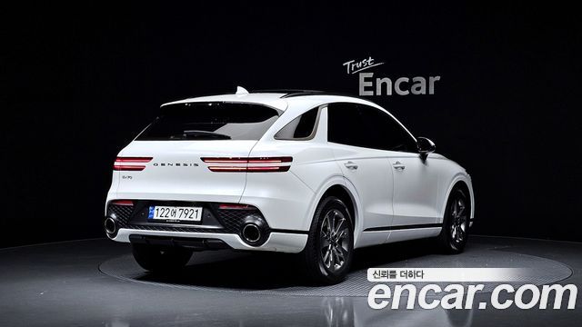 Genesis GV70 2.5T Gasoline 2WD - фото 1