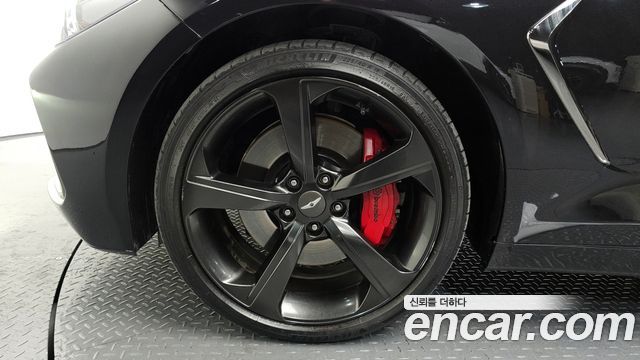 Genesis G70 3.3T Sport AWD Prestige - фото 4