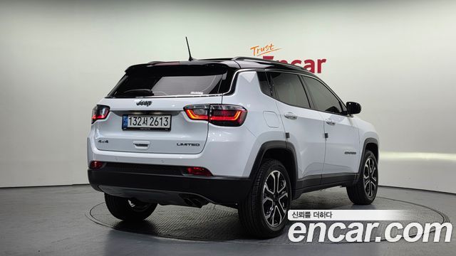 Jeep Compass 2-го поколения 2.4 Limitied AWD - фото 1