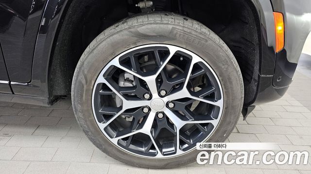 Jeep Cherokee WL 4xe Summit Reserve - фото 4