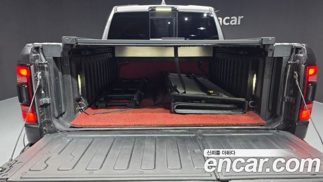 Dodge Ram Pick Up 5.7 - фото 4