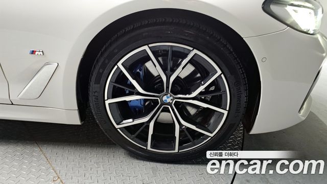 BMW 5 Series G30 530i xDrive M Sport Package - фото 4