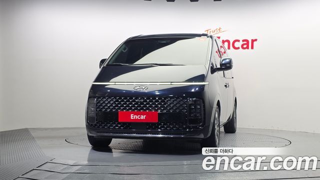 Hyundai Staria Lounge 7-Seater Inspiration - фото 2