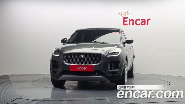 Jaguar E-PACE P250 SE - фото 2