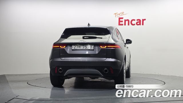 Jaguar E-PACE P250 SE - фото 3