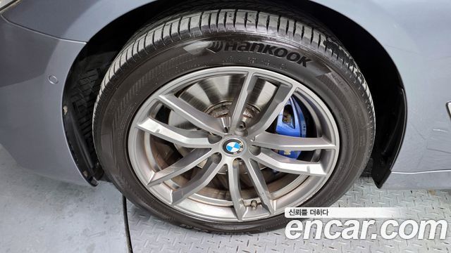 BMW 5 Series G30 530i xDrive M Sport Package - фото 4