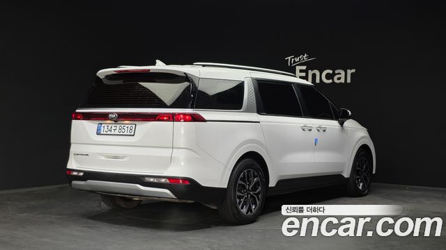 Kia Carnival 4-го поколения 9-Seater Prestige - фото 1