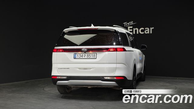 Kia Carnival 4-го поколения 9-Seater Prestige - фото 3