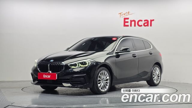 BMW 1 Series F40 118d Joy - фото 0