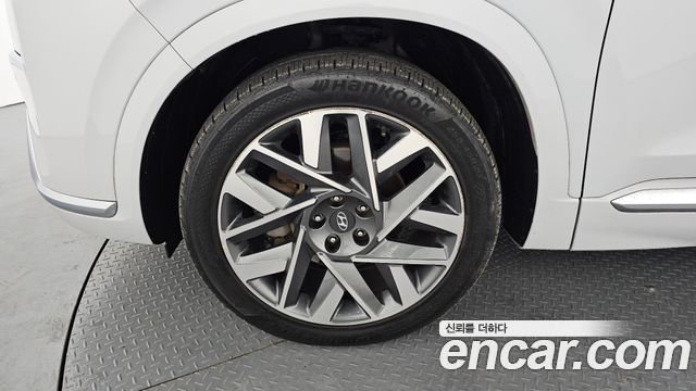 Hyundai Santafe New Diesel 2.2 2WD Calligraphy - фото 4